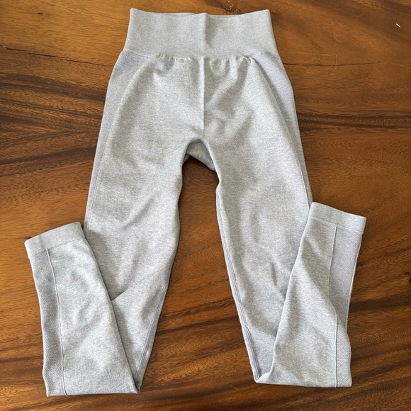 Gymshark Flex Light Gray Leggings Size XS - Picture 2 of 4